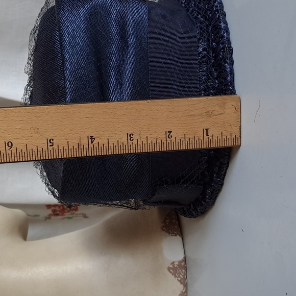 Vintage Faux Straw Hat - Picture 8 of 9